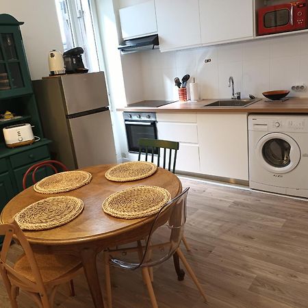 Appartement T2 Renove, Centre-Ville Hendaye, Proche Baie, Sans Ascenseur, Balcon, Calme, Wifi Non Inclus - Fr-1-239-850 外观 照片